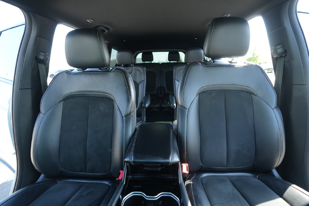 Used 2021 Jeep Grand Cherokee L Laredo RWD image 41