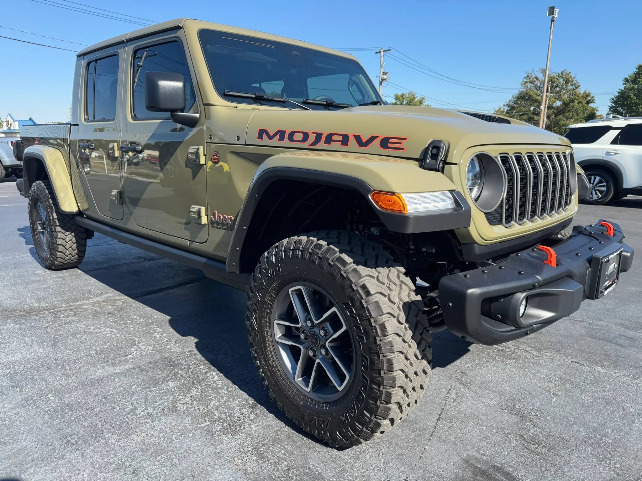 Used 2026 Jeep Gladiator Mojave AWD/4WD image 12