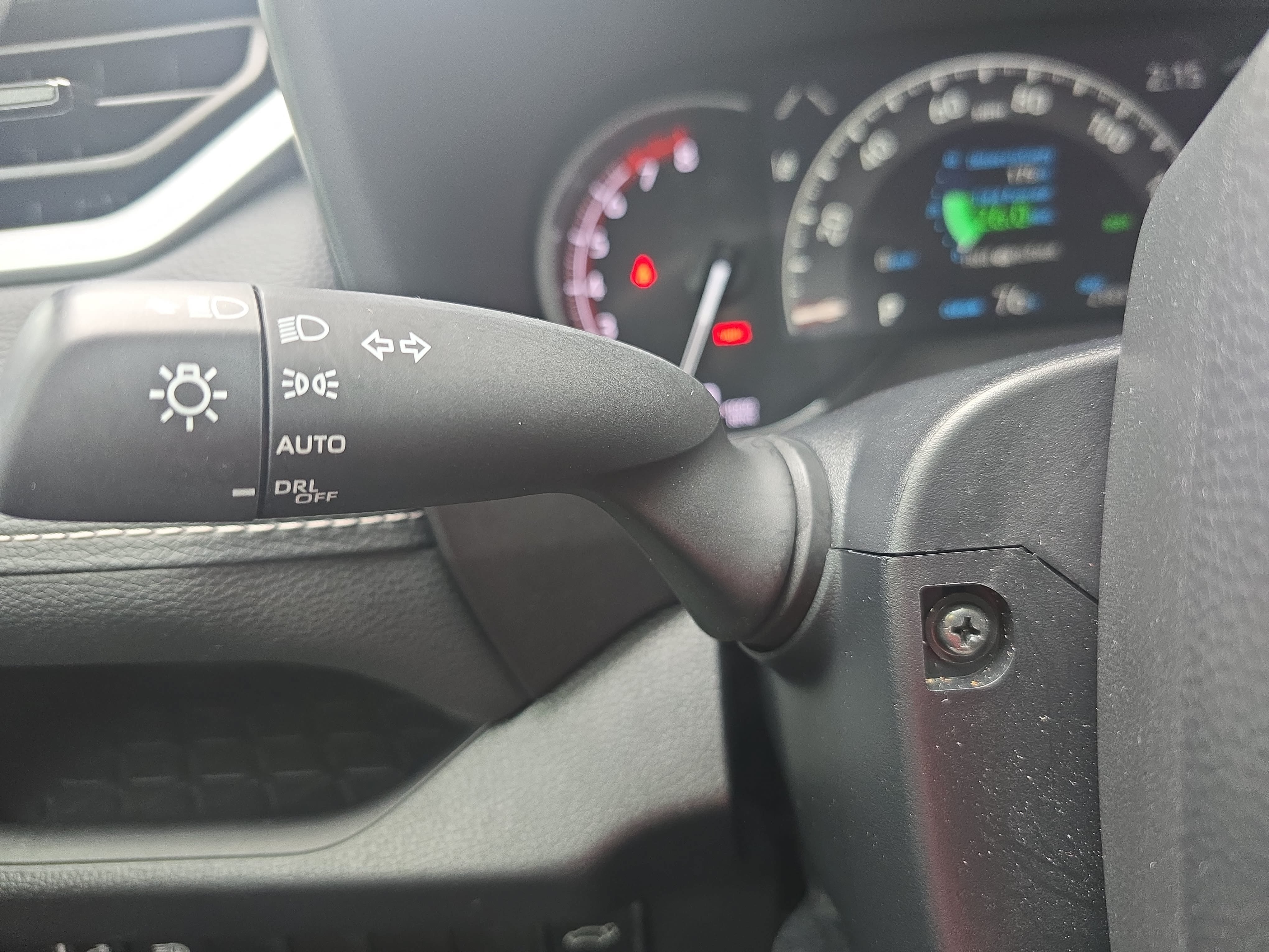 Used 2024 Toyota RAV4 XLE w/ Convenience Package FWD image 25