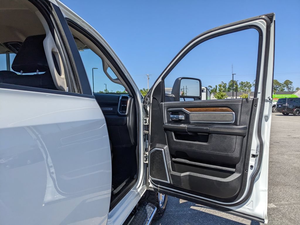 Used 2023 RAM 2500 Laramie AWD/4WD image 66