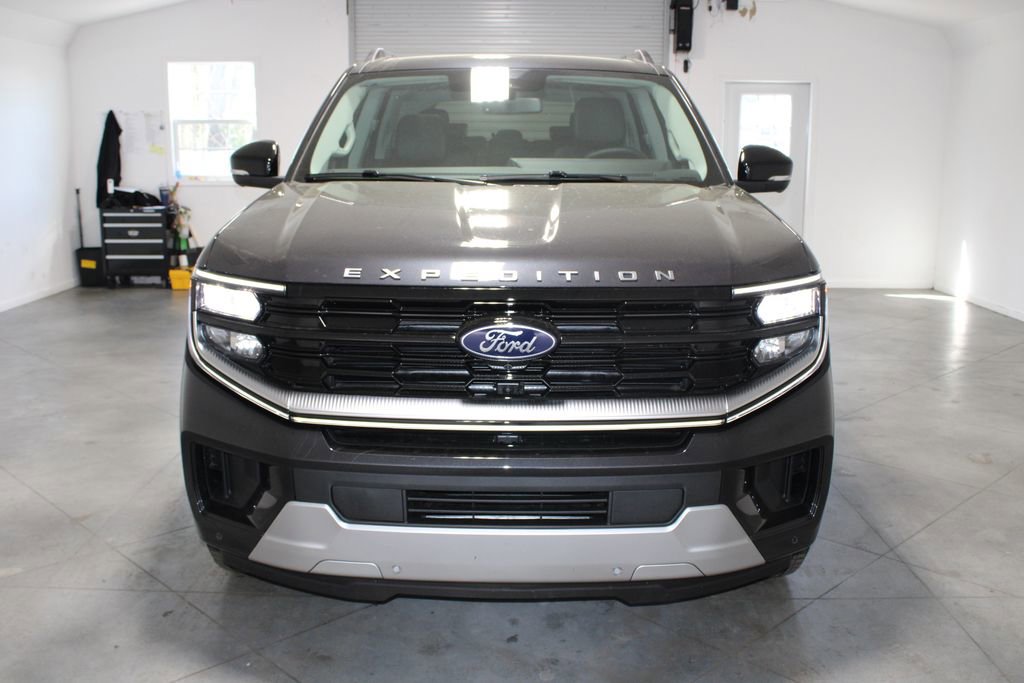 New 2026 Ford Expedition Platinum image 57