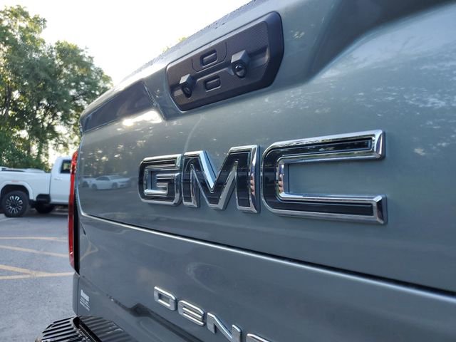 Used 2026 GMC Sierra 1500 Denali Ultimate AWD/4WD image 6