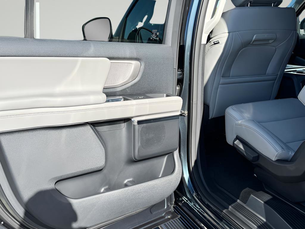 New 2025 Ford Expedition Max Active AWD/4WD image 31
