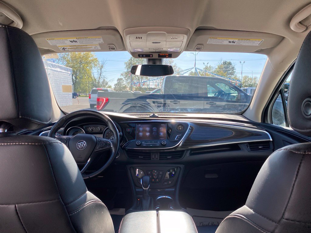 Used 2018 Buick Envision Essence FWD image 32
