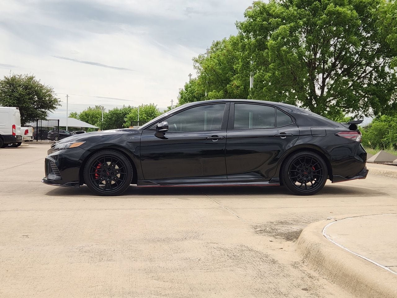 Used 2023 Toyota Camry TRD FWD image 4