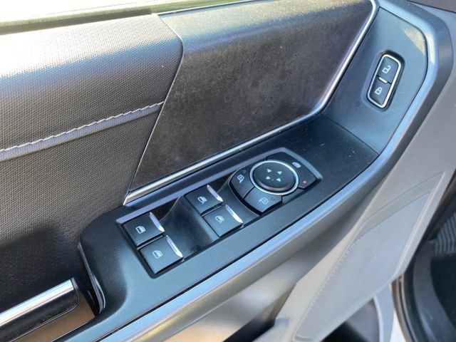 Used 2024 Ford F150 XLT AWD/4WD image 17