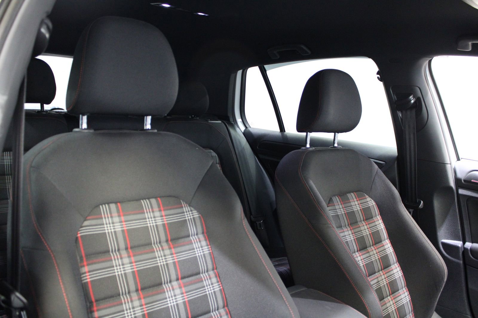 Used 2018 Volkswagen GTI S image 31