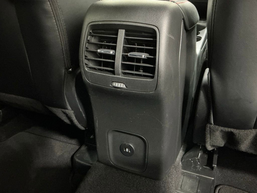 Used 2025 Ford Escape ST-Line image 27