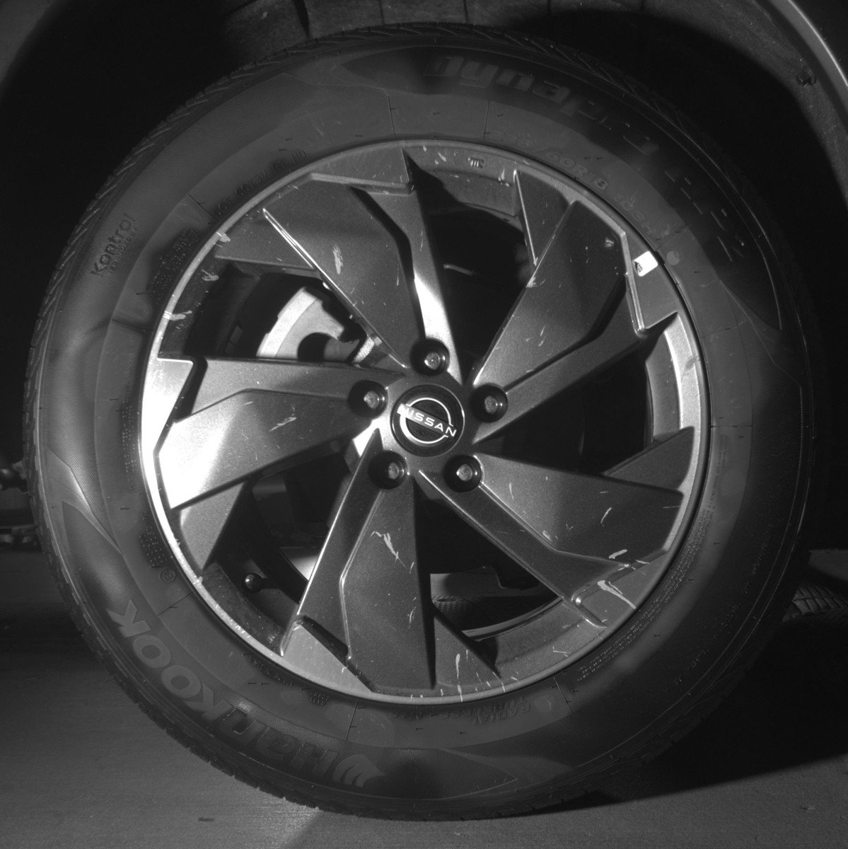 Used 2025 Nissan Rogue SV AWD/4WD image 15