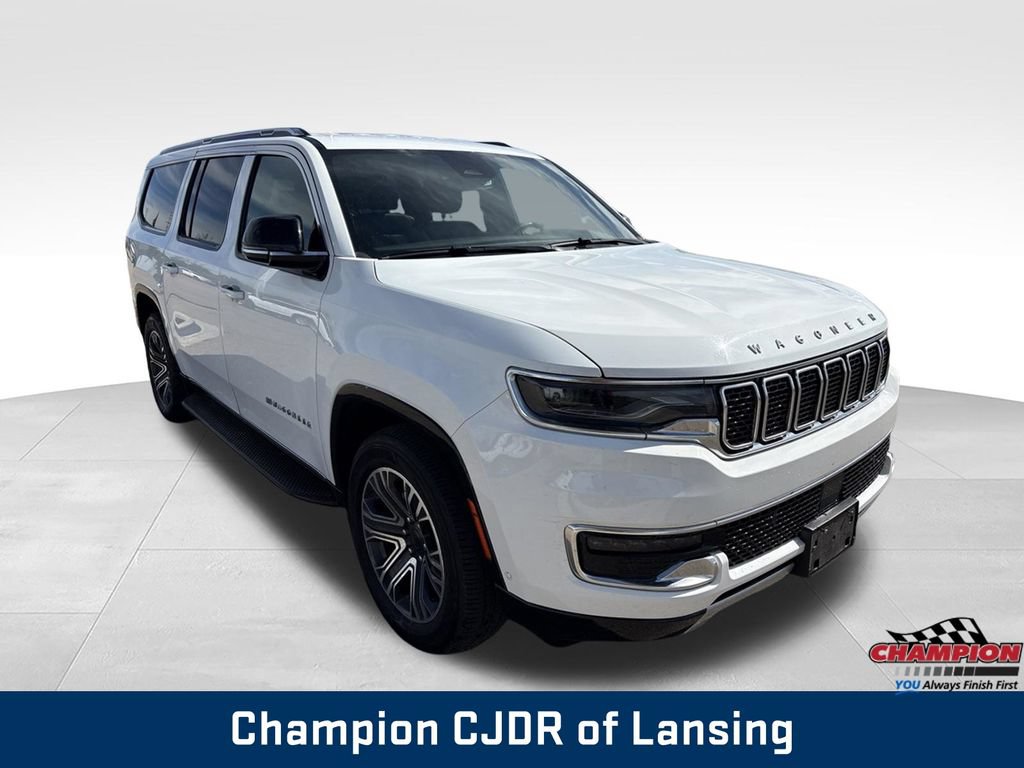 Used 2024 Jeep Wagoneer L Series II w/ Flexible Seating Group AWD/4WD image 9