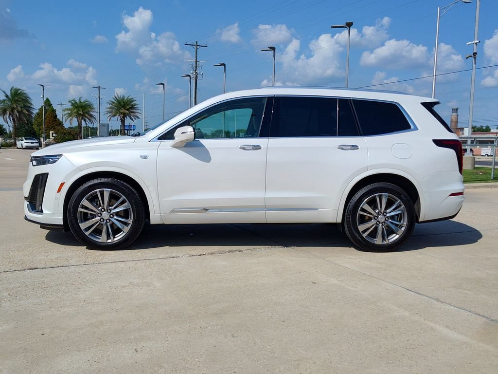 Used 2022 Cadillac XT6 Premium Luxury w/ Platinum Package AWD/4WD image 4
