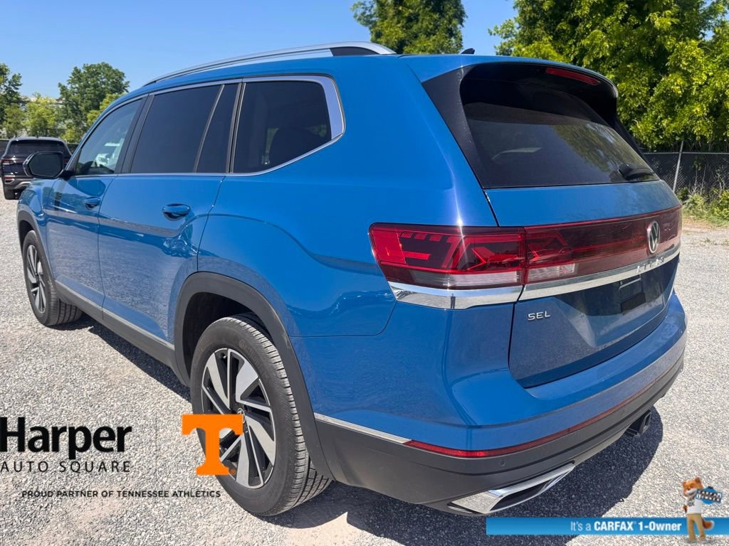 Used 2025 Volkswagen Atlas SEL AWD/4WD image 3
