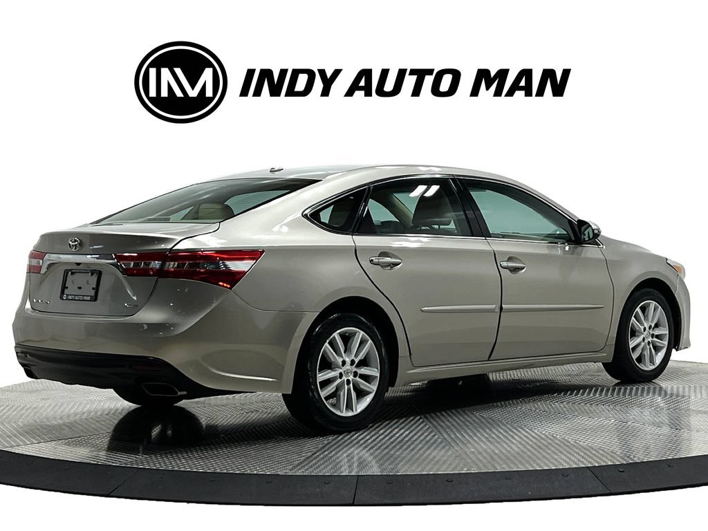 Used 2015 Toyota Avalon XLE Premium FWD image 4
