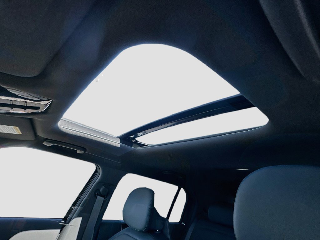 New 2027 Kia EV3 Land FWD image 22
