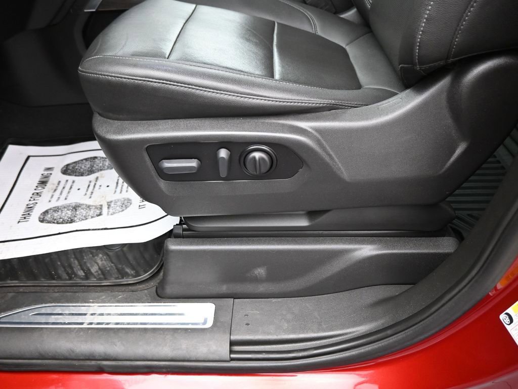 Used 2022 Chevrolet Silverado 1500 LTZ w/ Safety Package II image 10