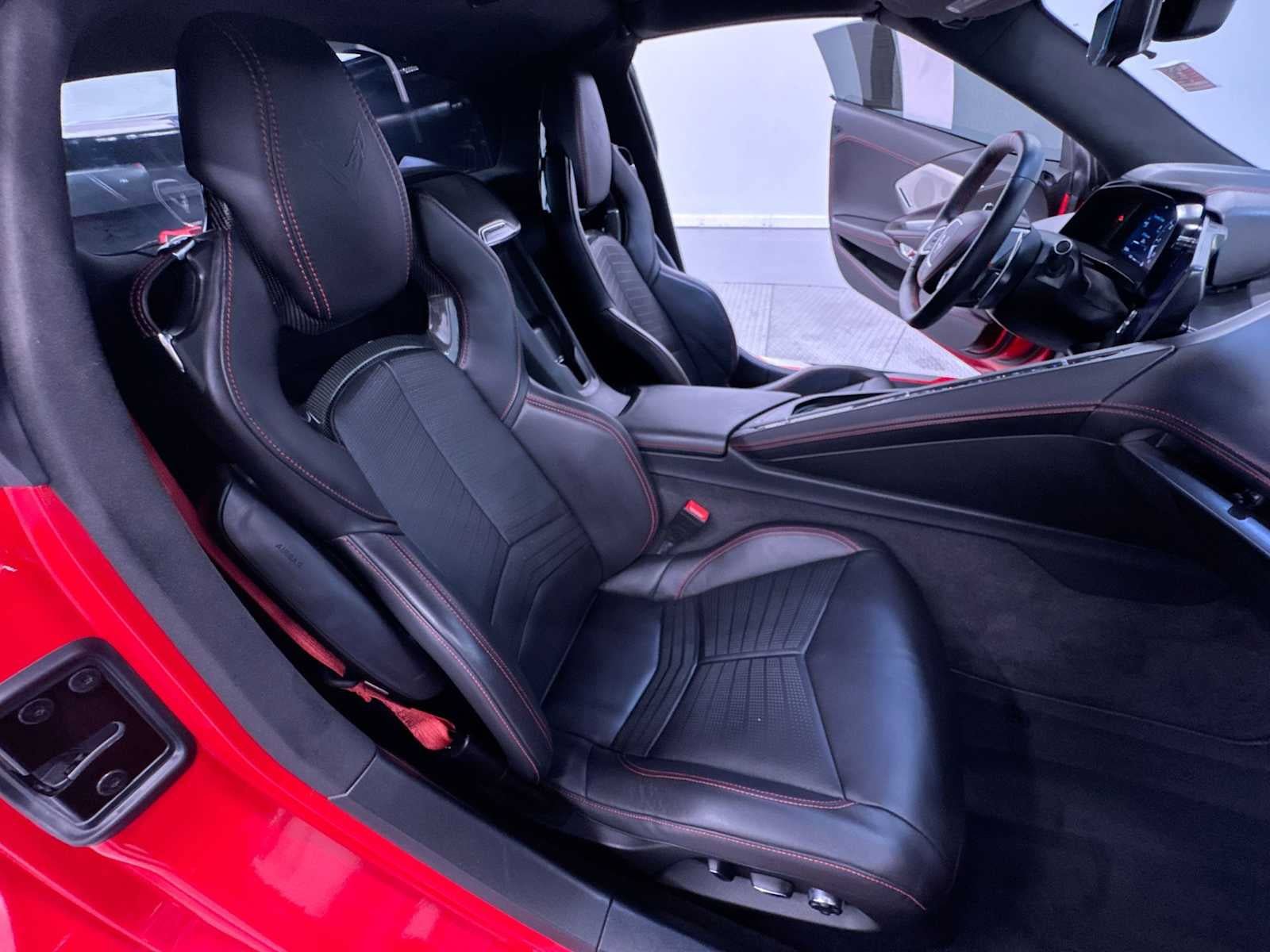 Used 2020 Chevrolet Corvette Stingray Premium Cpe w/ 3LT Preferred Equipment Group RWD image 37