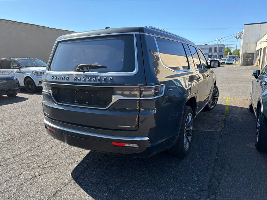 Used 2023 Jeep Grand Wagoneer L Series III AWD/4WD image 4