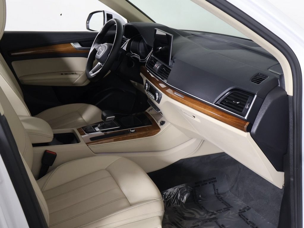 Used 2023 Audi Q5 2.0T Premium Plus AWD/4WD image 27