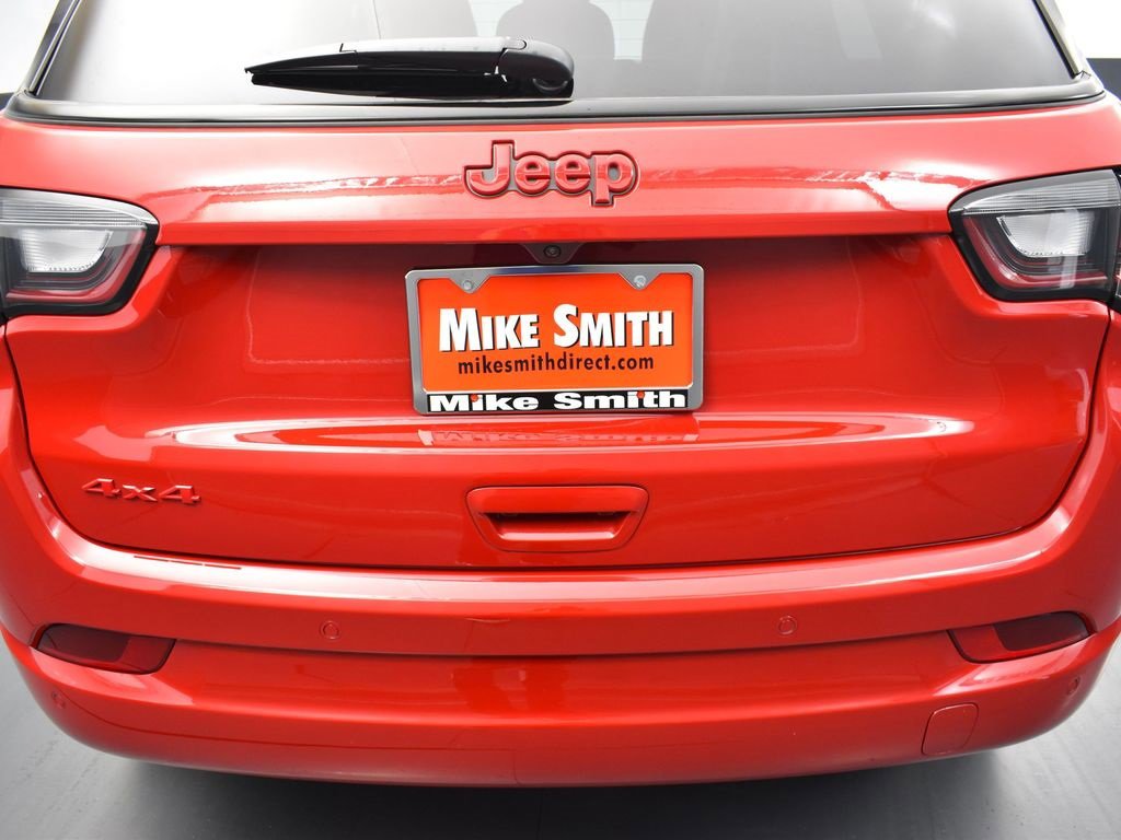 Used 2024 Jeep Compass Limited image 23