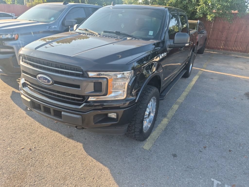 Used 2020 Ford F150 XLT w/ Equipment Group 302A Luxury AWD/4WD image 3