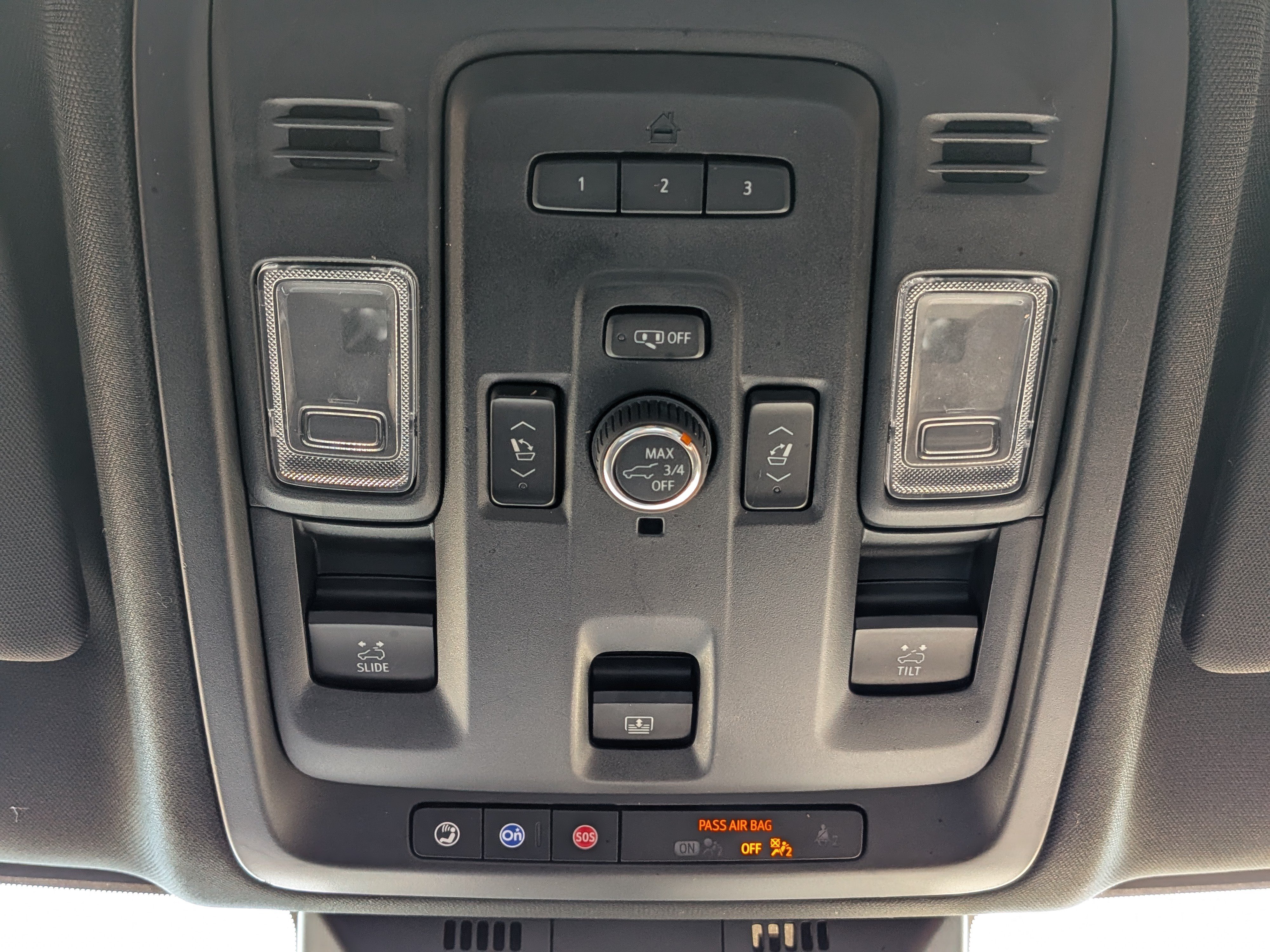 Certified 2024 Cadillac Escalade ESV Premium Luxury AWD/4WD image 35