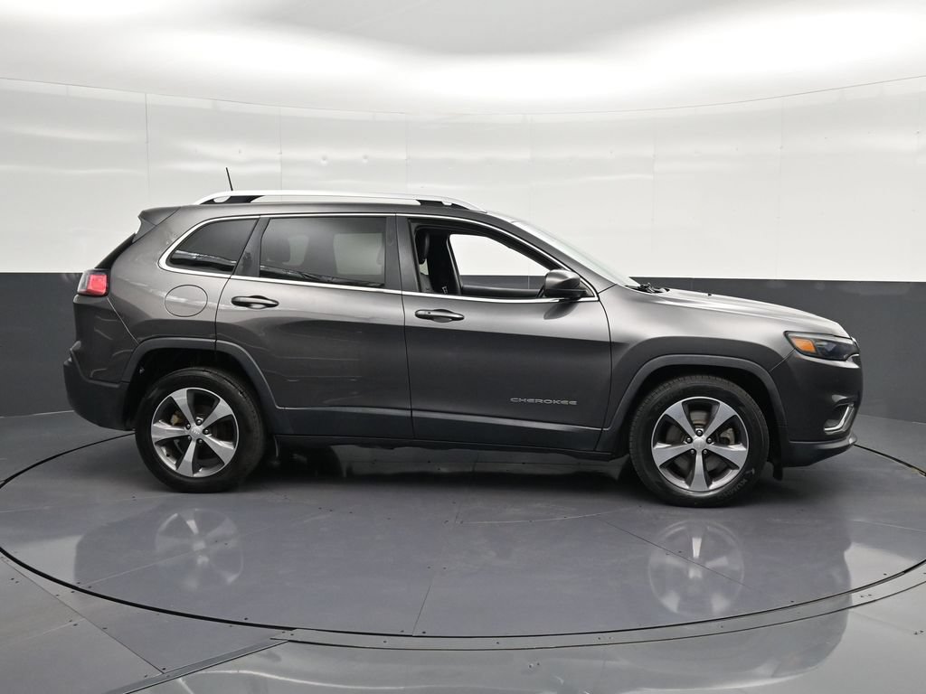 Used 2020 Jeep Cherokee Limited FWD image 4