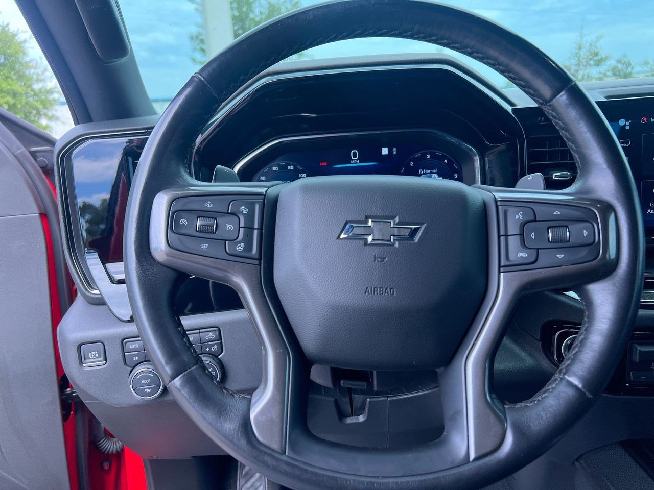 Used 2023 Chevrolet Silverado 1500 ZR2 AWD/4WD image 15