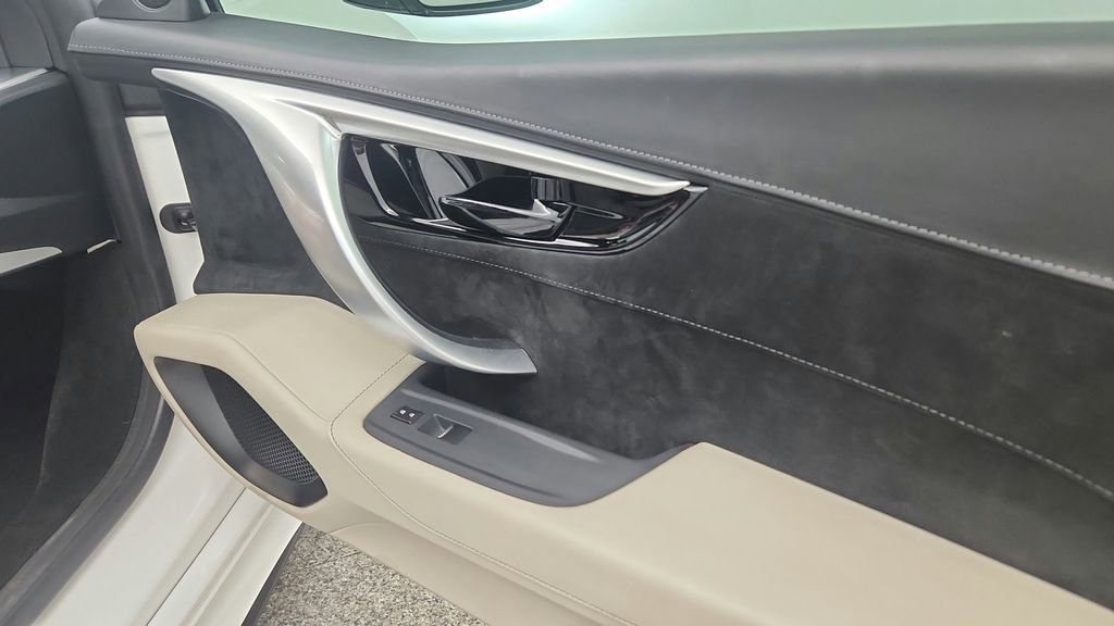 Used 2017 Acura NSX AWD/4WD image 26