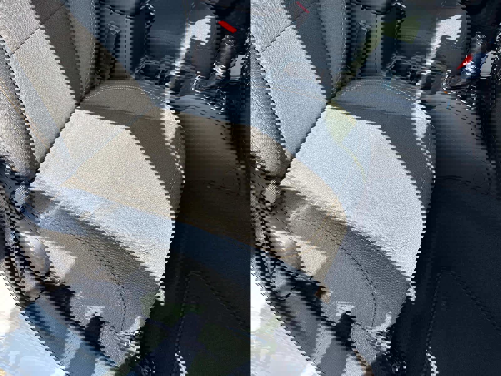 New 2025 Jeep Gladiator Sport image 23