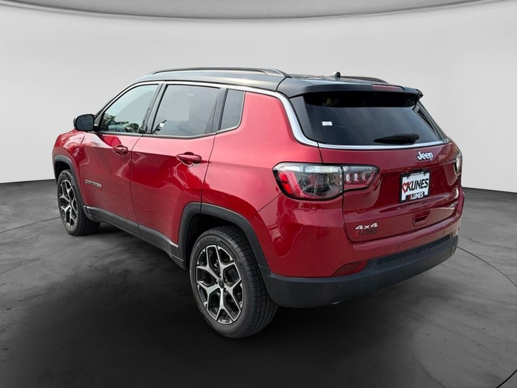 Used 2025 Jeep Compass Limited AWD/4WD image 7