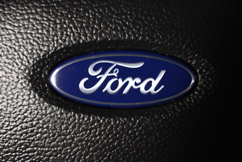 Used 2018 Ford F150 Lariat w/ Equipment Group 502A Luxury AWD/4WD image 39