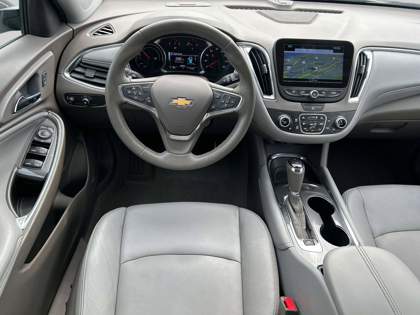 Used 2017 Chevrolet Malibu Hybrid w/ Leather Package image 6