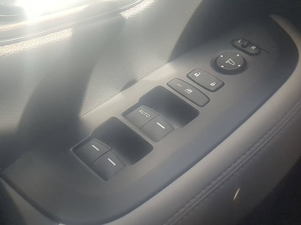 New 2026 Honda HR-V LX image 21