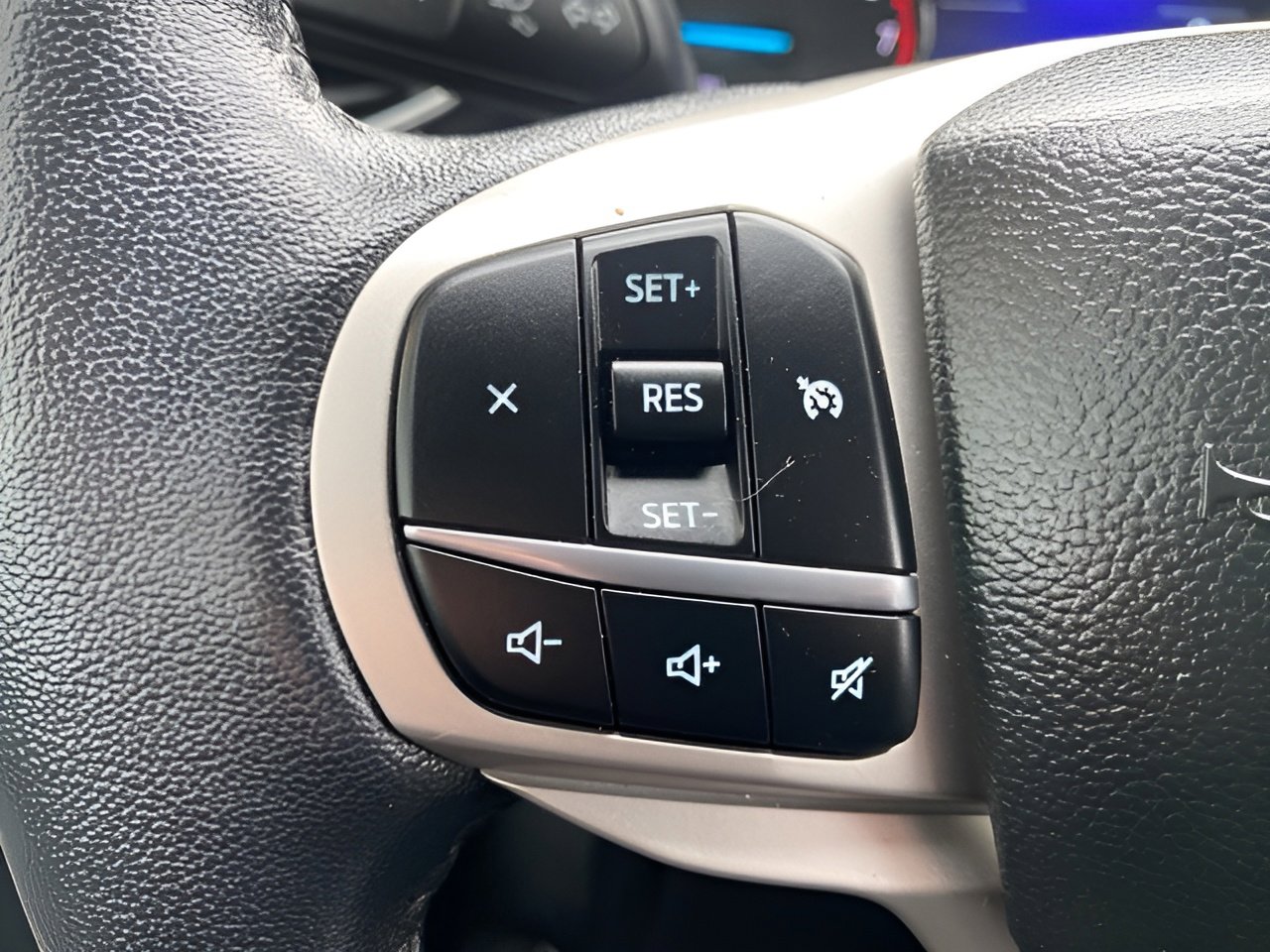 Used 2023 Ford Explorer XLT w/ Equipment Group 202A image 45