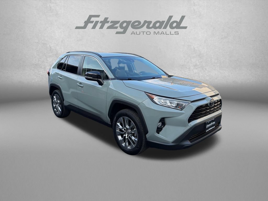 Used 2019 Toyota RAV4 XLE Premium w/ All Weather Liner Package AWD/4WD image 1