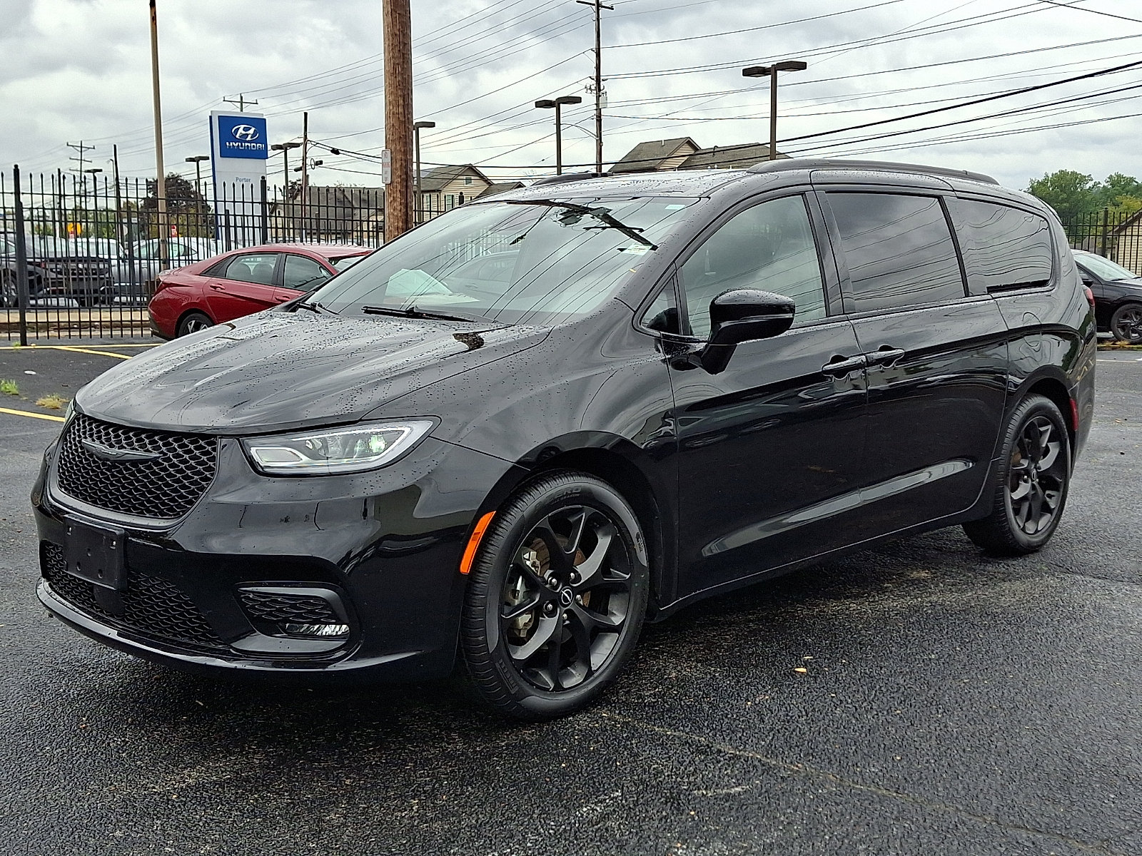 Used 2026 Chrysler Pacifica Limited w/ S Appearance Package FWD image 3