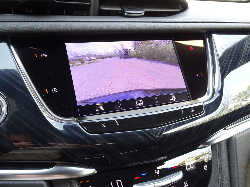 Certified 2025 Cadillac XT6 Premium Luxury image 19