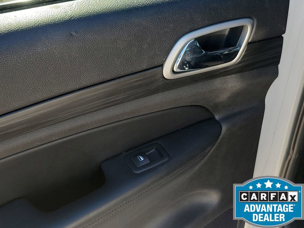 Used 2020 Jeep Grand Cherokee Laredo image 46