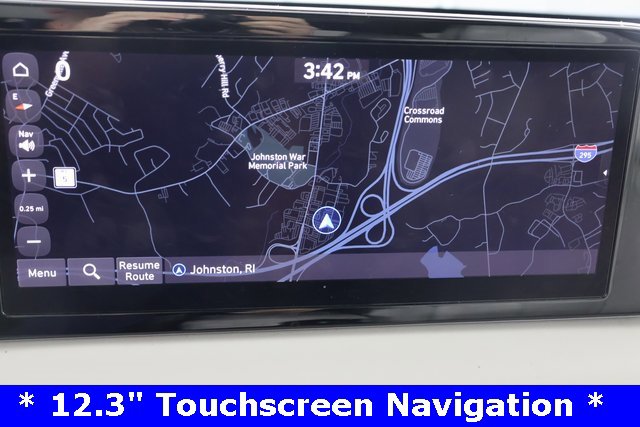 Used 2023 Hyundai Palisade Calligraphy image 14