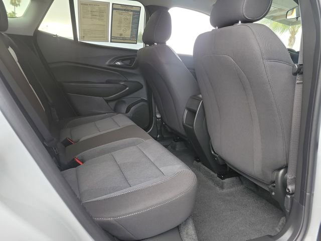Used 2025 Chevrolet Trax LS FWD image 24