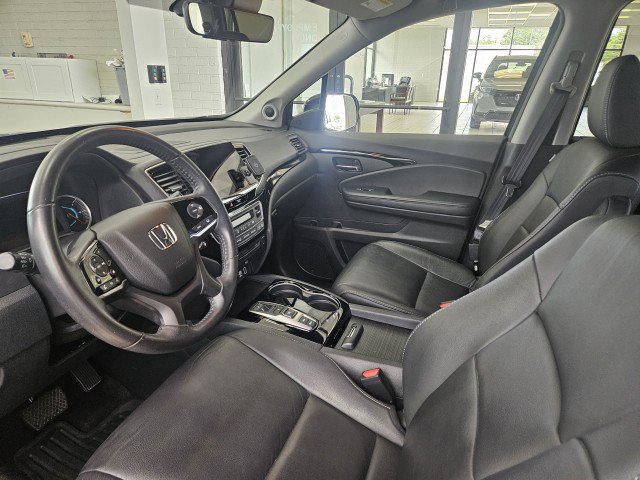 Used 2022 Honda Pilot Touring image 8