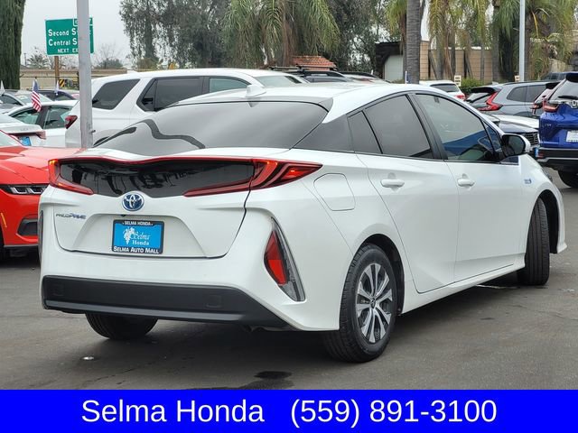 Used 2021 Toyota Prius Prime LE image 5
