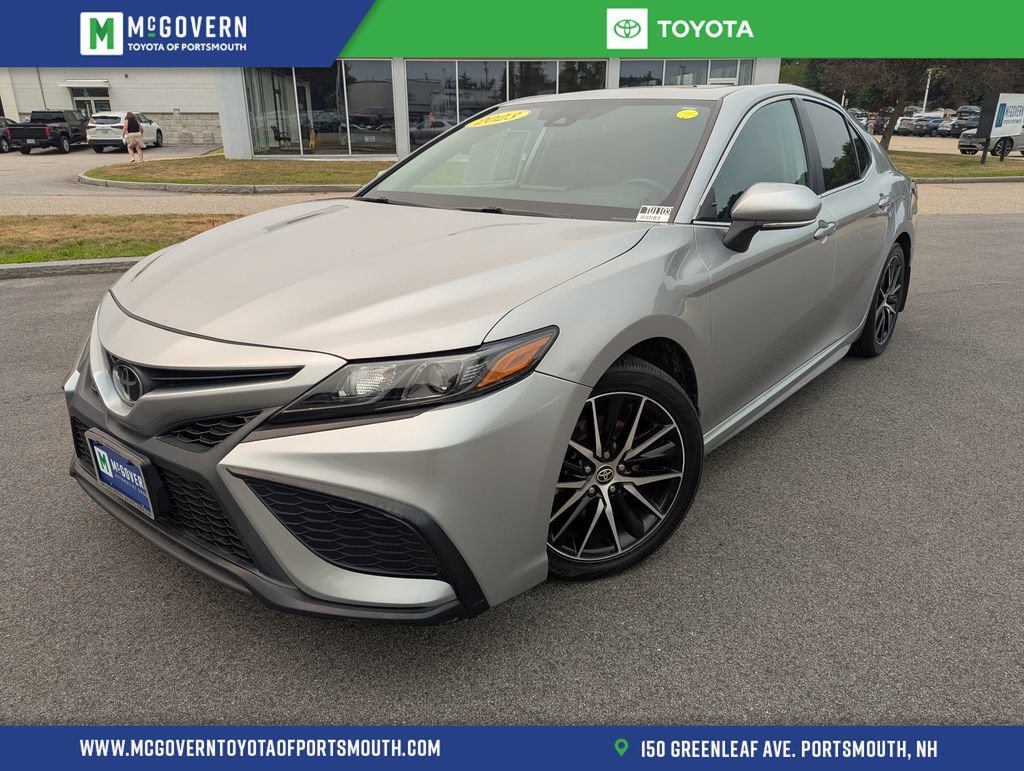 Used 2023 Toyota Camry SE w/ Cold Weather Package