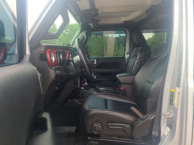 Used 2023 Jeep Gladiator Rubicon w/ Cold Weather Group AWD/4WD image 13