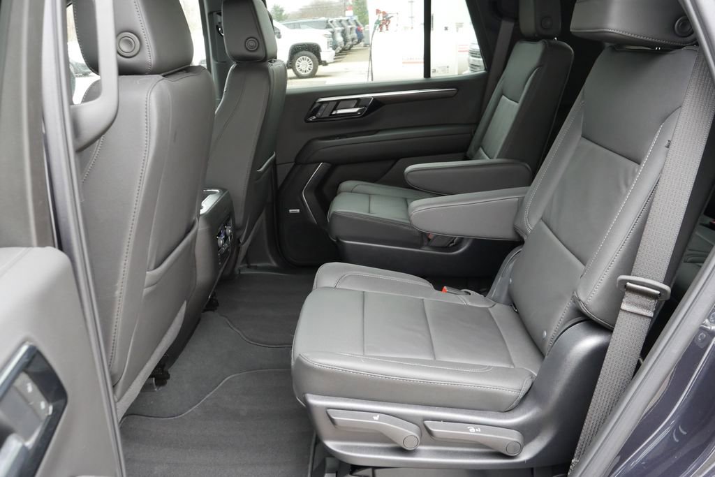 Used 2025 Chevrolet Tahoe LT w/ Comfort Package image 26