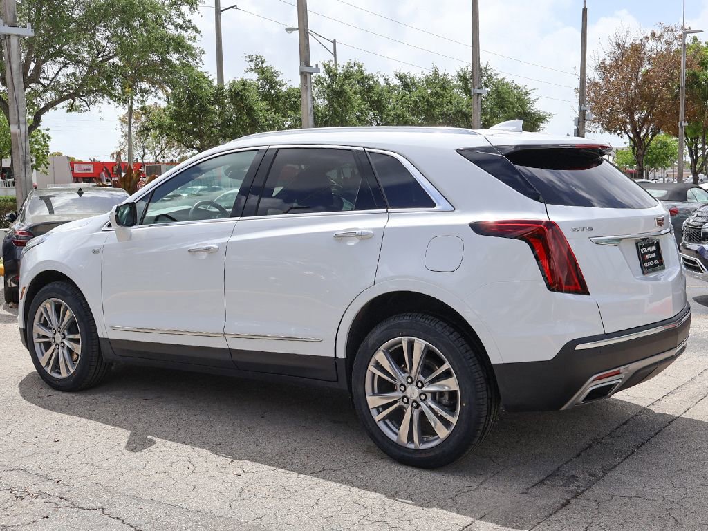 Used 2024 Cadillac XT5 Premium Luxury FWD image 12