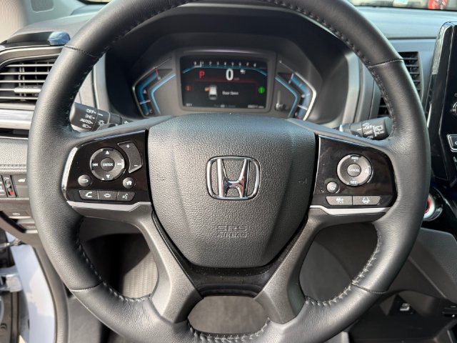 Used 2023 Honda Odyssey Elite image 13