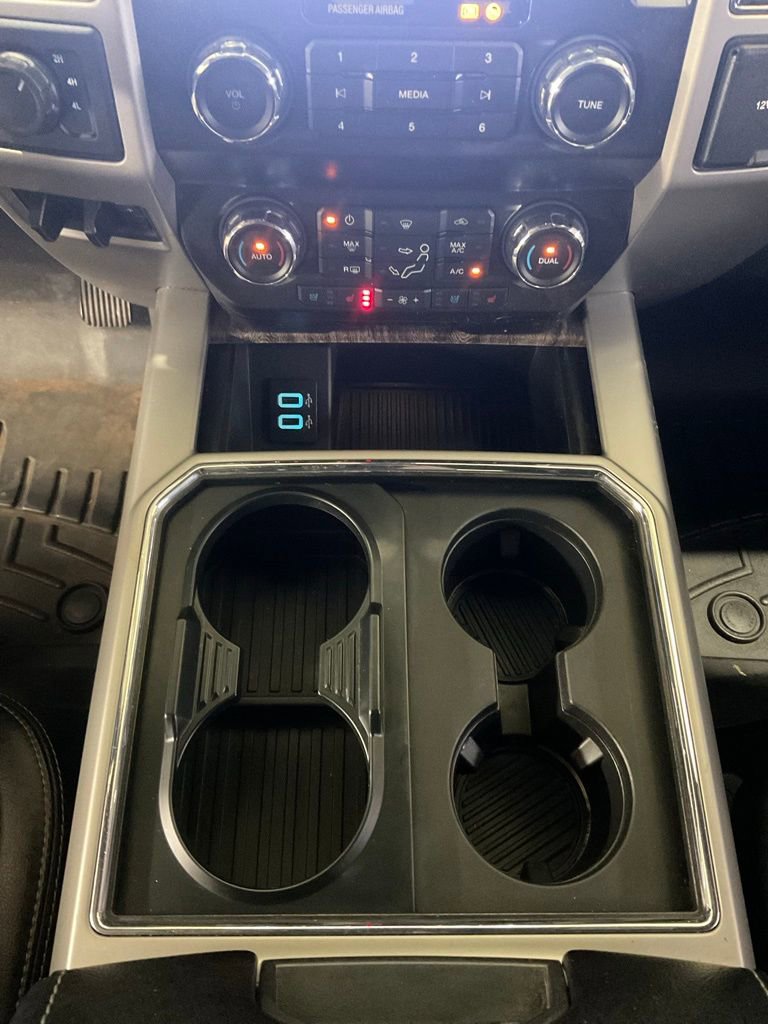 Used 2019 Ford F250 Lariat w/ Lariat Ultimate Package image 19