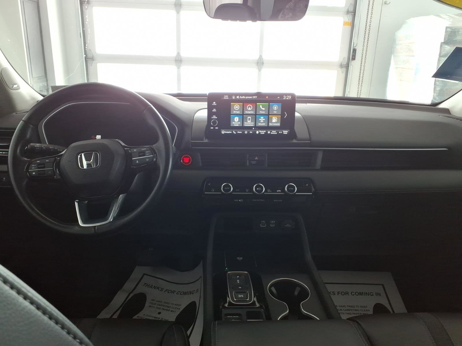 Certified 2023 Honda Pilot Touring image 15