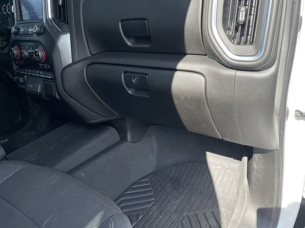 Used 2021 Chevrolet Silverado 1500 RST AWD/4WD image 32